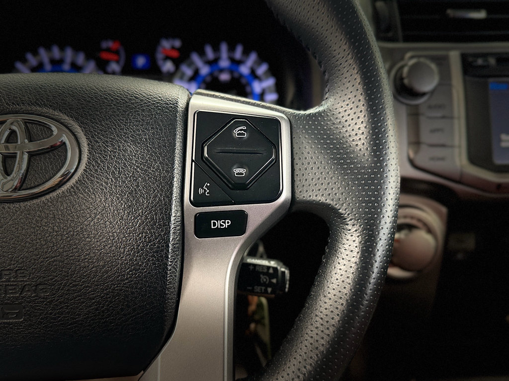 Used 2019 Toyota 4Runner SR5 AWD/4WD image 19