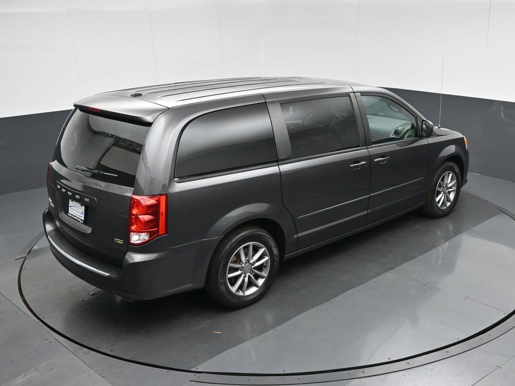 Used 2016 Dodge Grand Caravan SE image 64