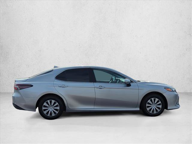 Used 2023 Toyota Camry LE image 4