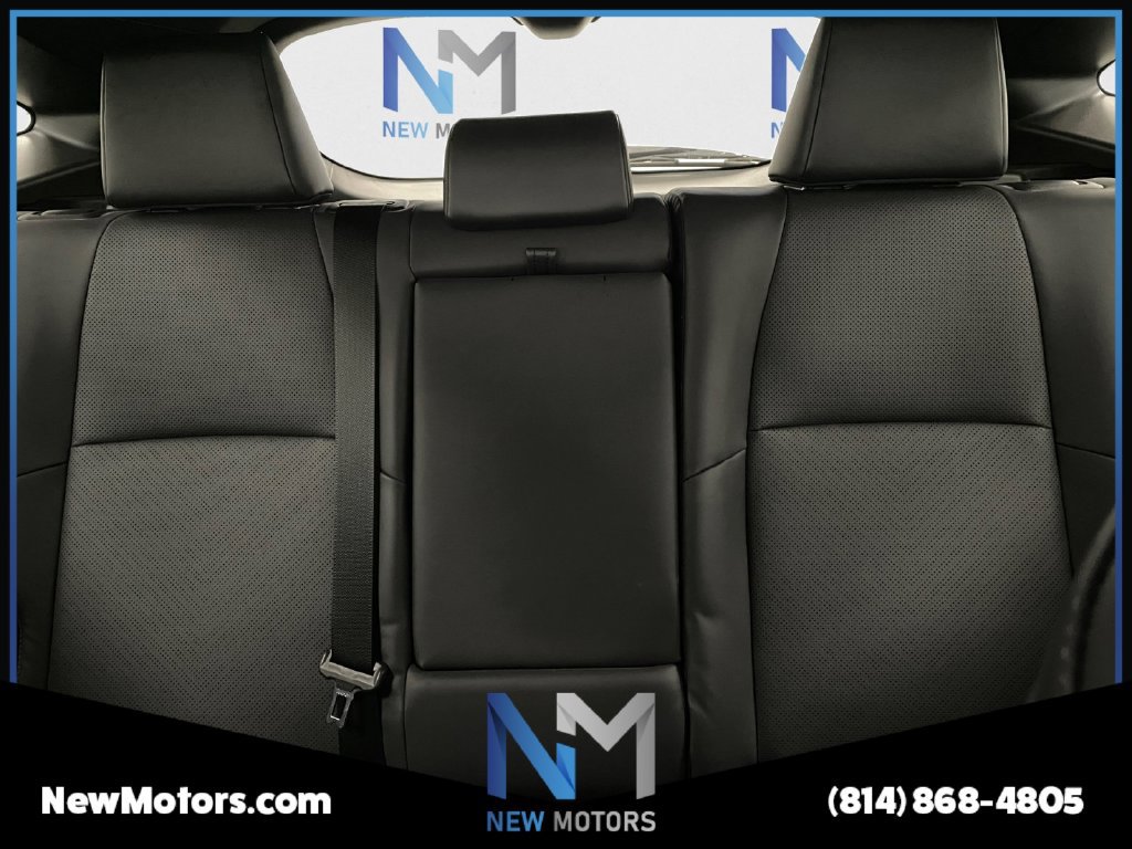 Used 2023 Toyota Venza Limited AWD/4WD image 12