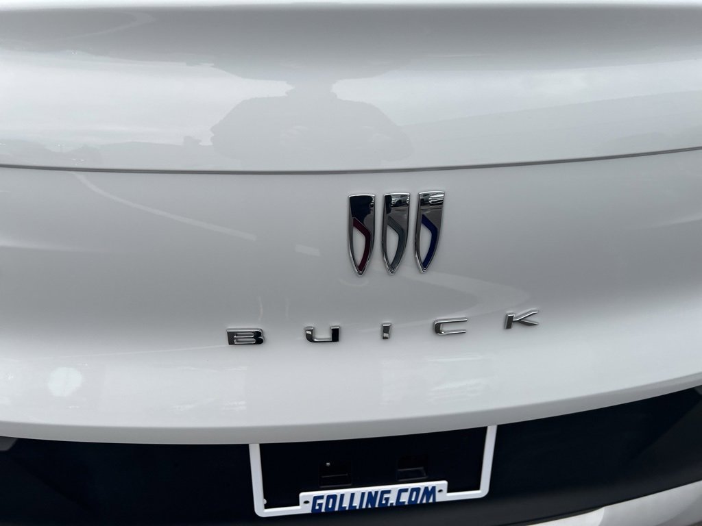 Used 2024 Buick Envista Preferred w/ Convenience I Package image 10