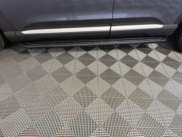 Used 2024 Honda Pilot Elite image 4