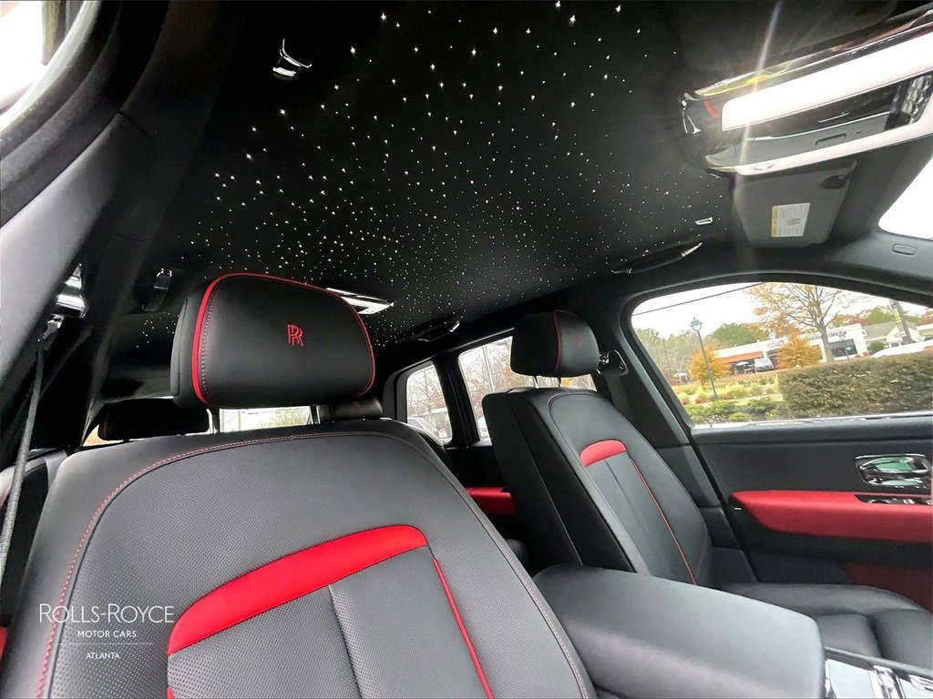 Certified 2024 Rolls-Royce Cullinan Black Badge image 21