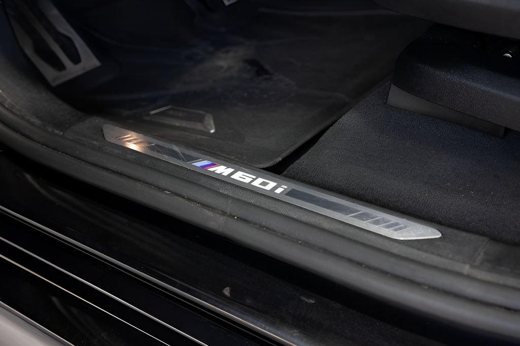 Used 2025 BMW X5 M60i w/ Executive Package AWD/4WD image 45