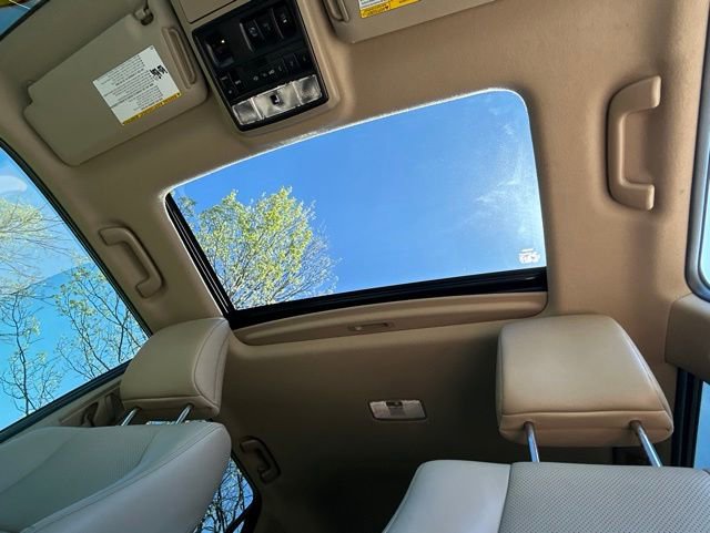Used 2021 Toyota 4Runner Limited AWD/4WD image 26