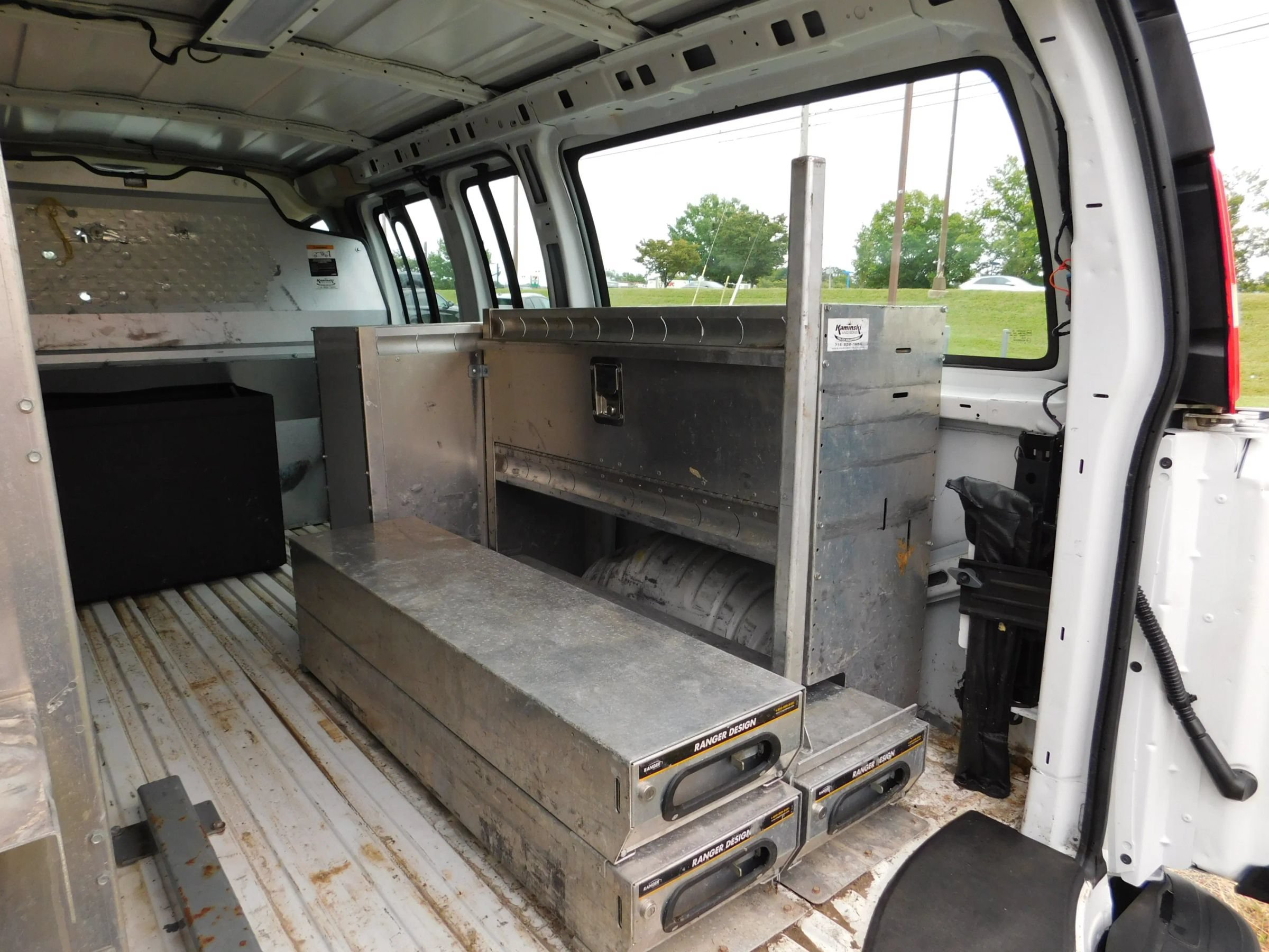 Used 2020 Chevrolet Express 2500 w/ Driver Convenience Package RWD image 10