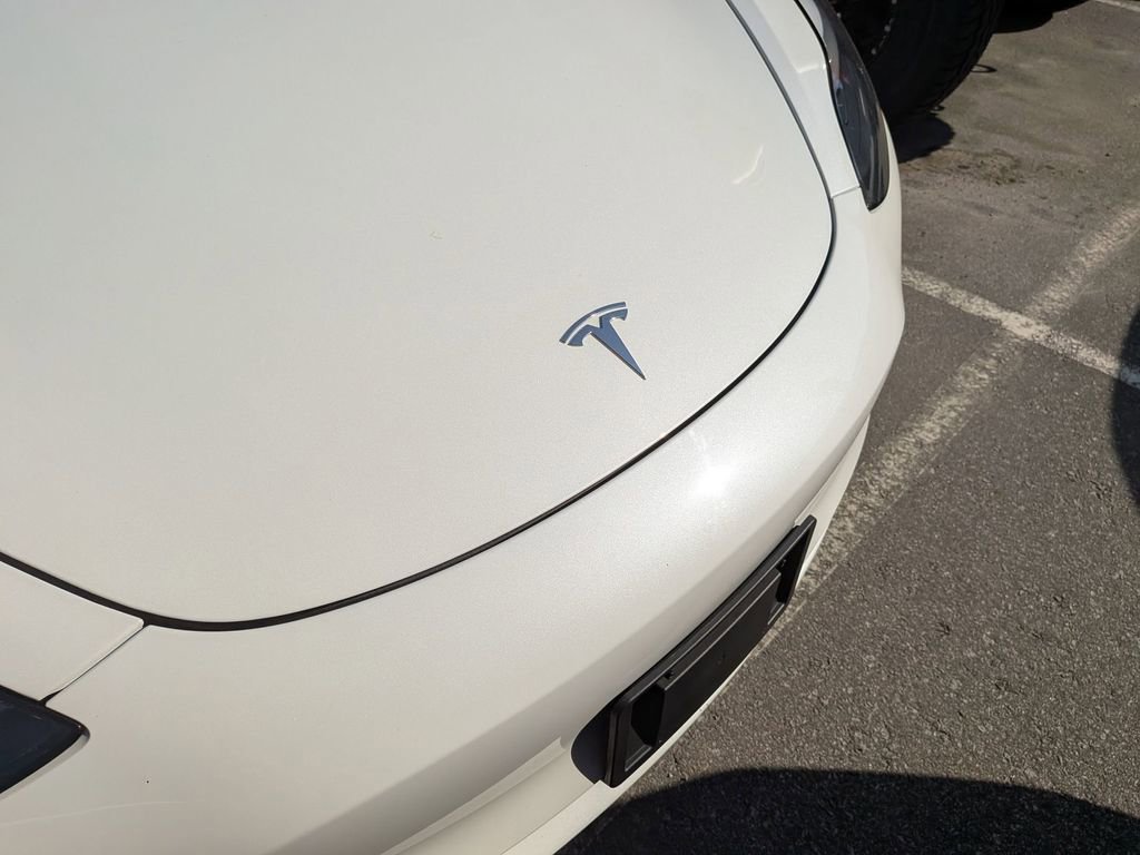 Used 2023 Tesla Model 3 Standard Range image 15