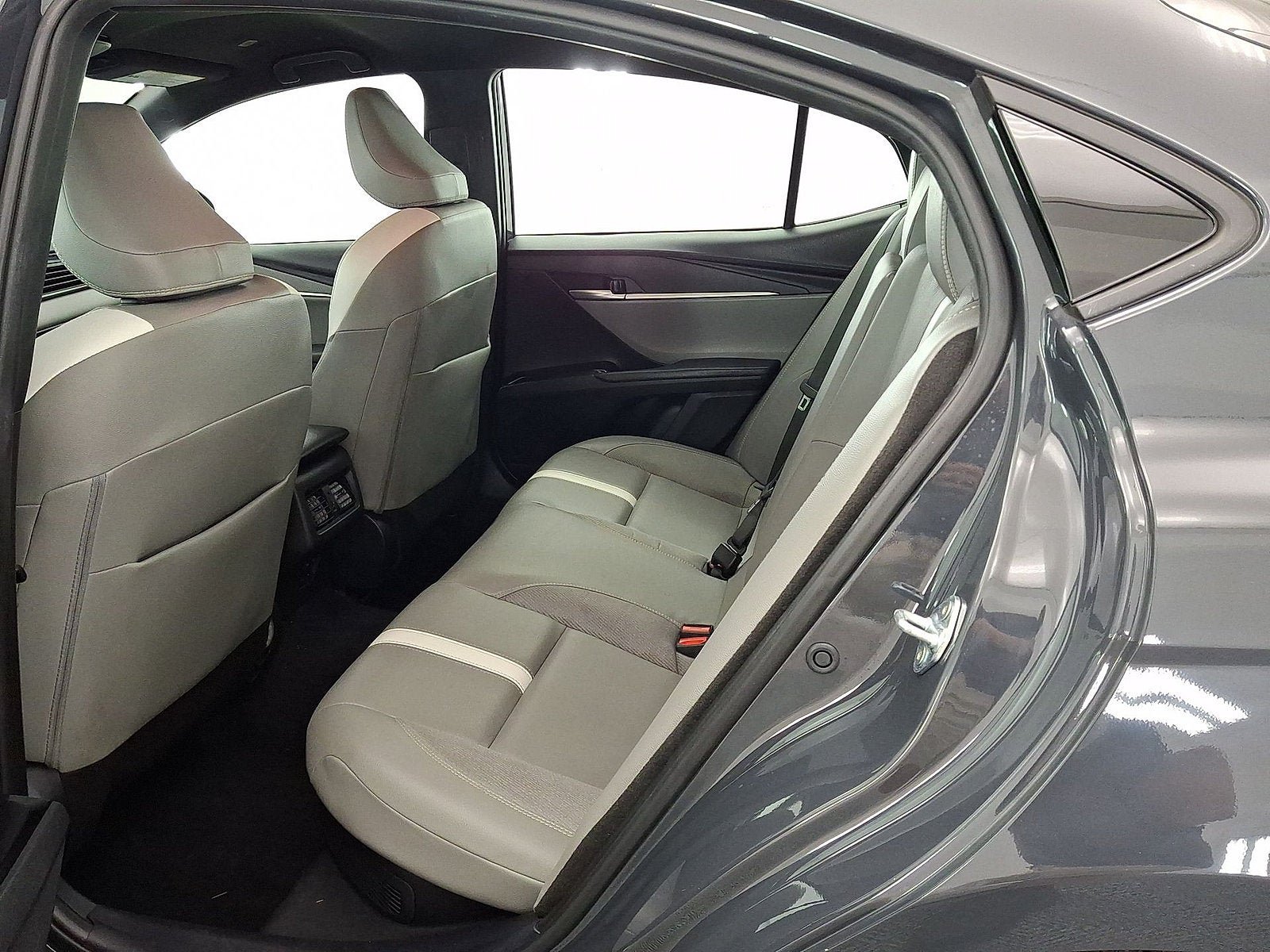 Certified 2025 Toyota Camry SE w/ Convenience Package AWD/4WD image 11