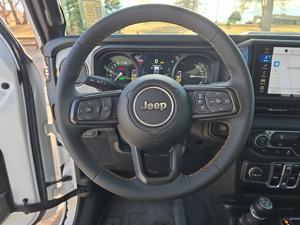 Used 2024 Jeep Wrangler Unlimited w/ LED Headlamp & Fog Lamp Group AWD/4WD image 16