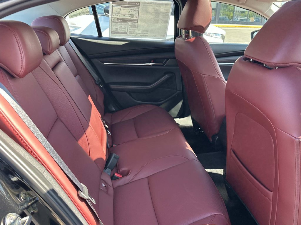 New 2026 MAZDA MAZDA3 Carbon AWD/4WD image 31