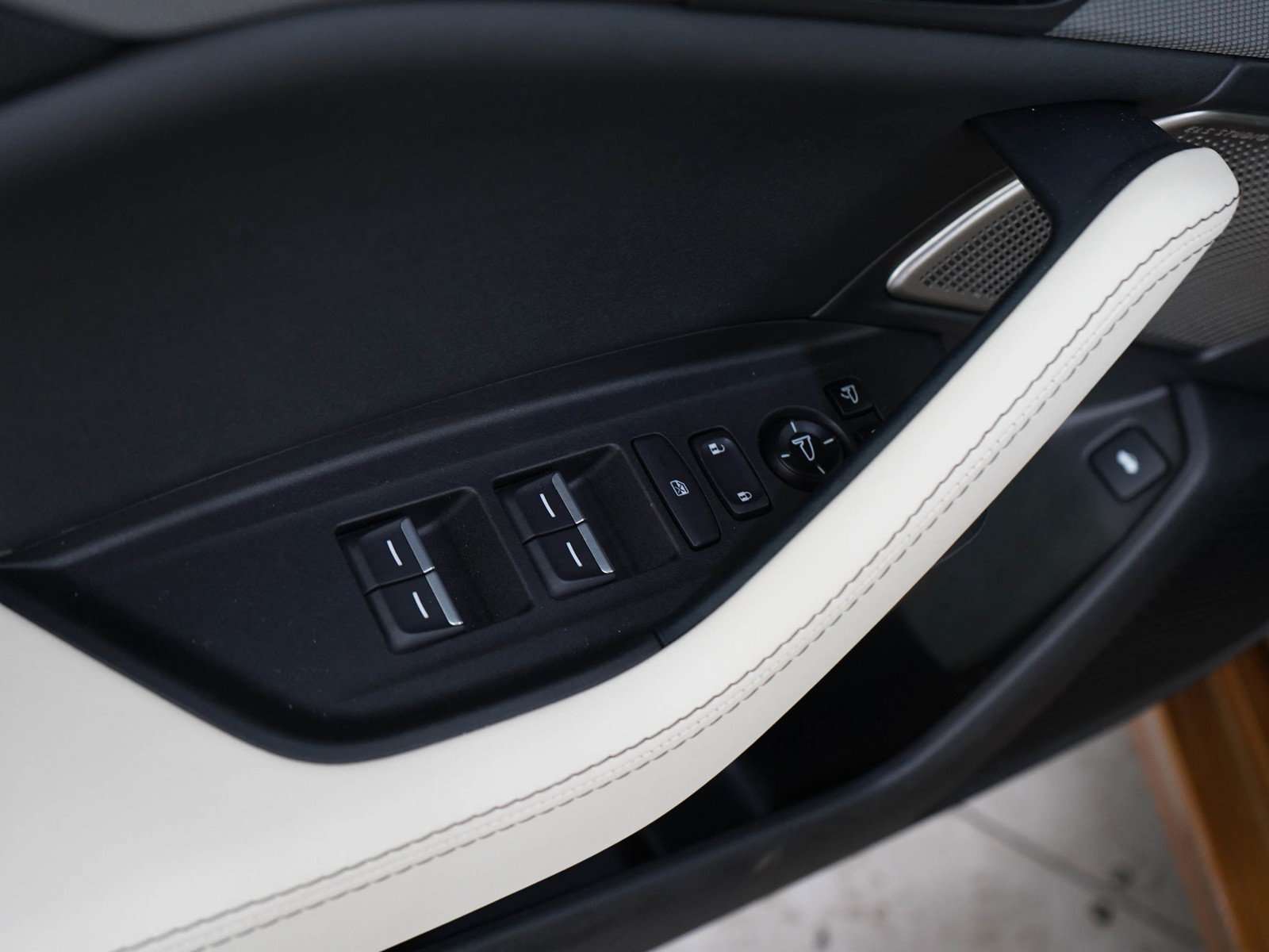 Used 2022 Acura TLX Type S AWD/4WD image 18