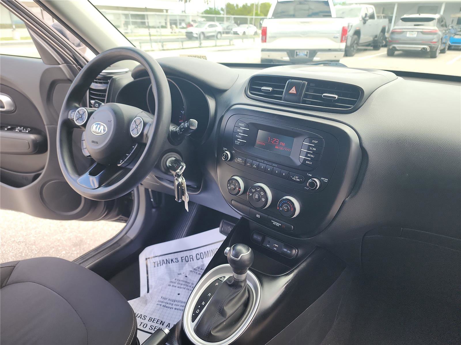 Used 2016 Kia Soul image 29