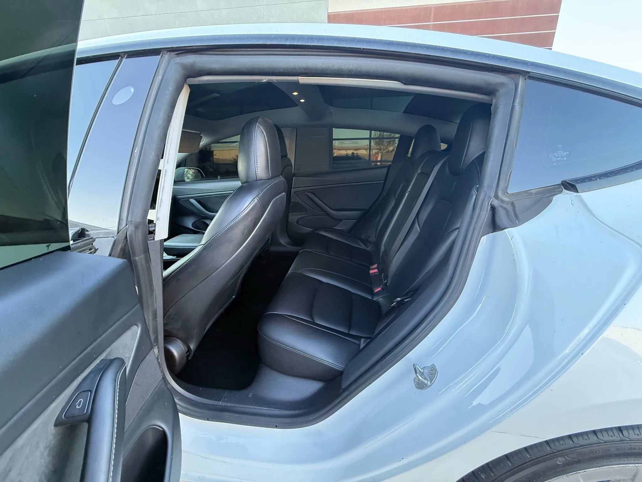 Used 2021 Tesla Model 3 Long Range image 8
