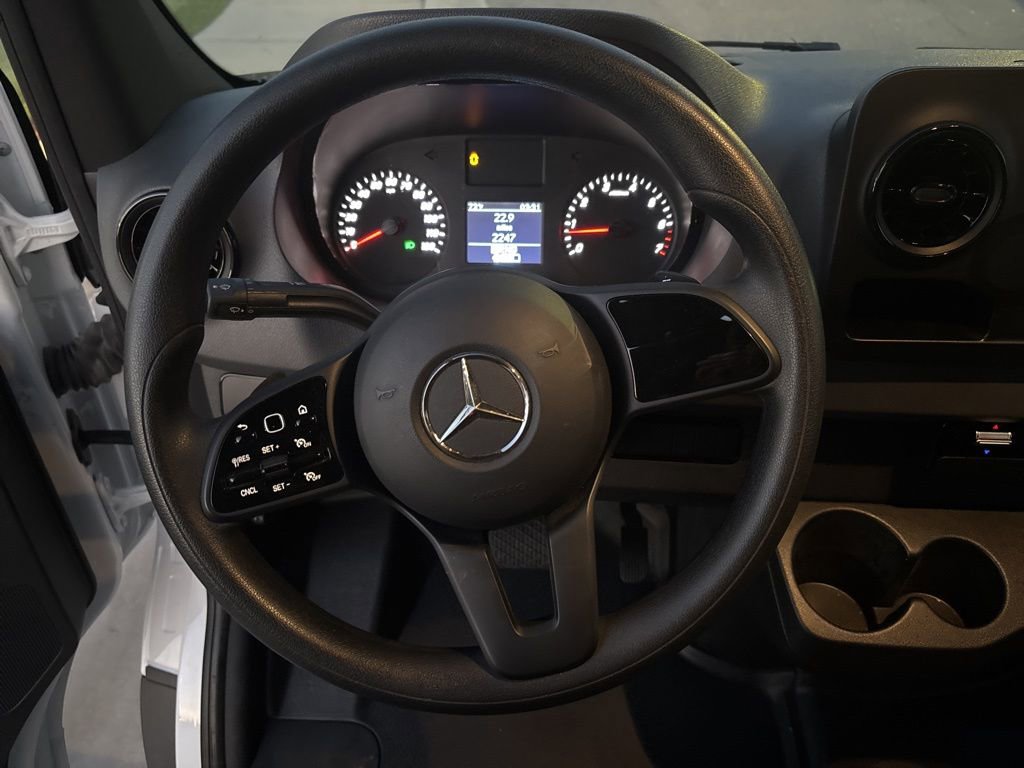 Used 2023 Mercedes-Benz Sprinter 144 Cargo image 38