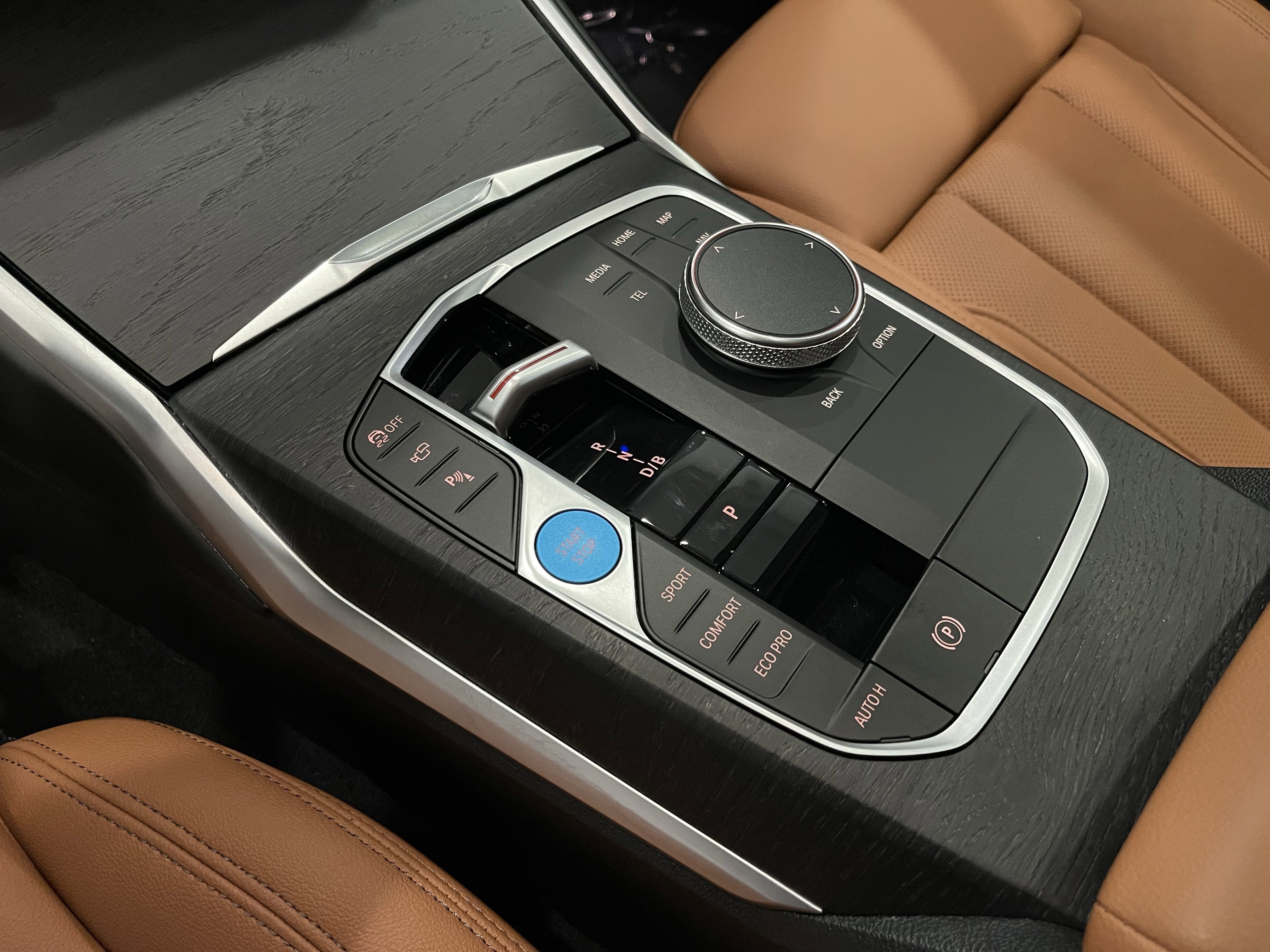 Certified 2023 BMW i4 eDrive35 w/ Premium Package image 19