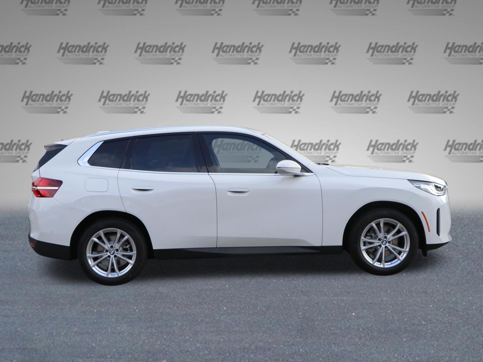 Used 2025 BMW X3 xDrive30 w/ Convenience Package AWD/4WD image 9