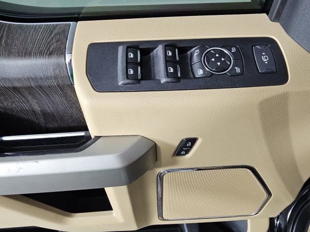 Used 2020 Ford F350 Lariat image 13