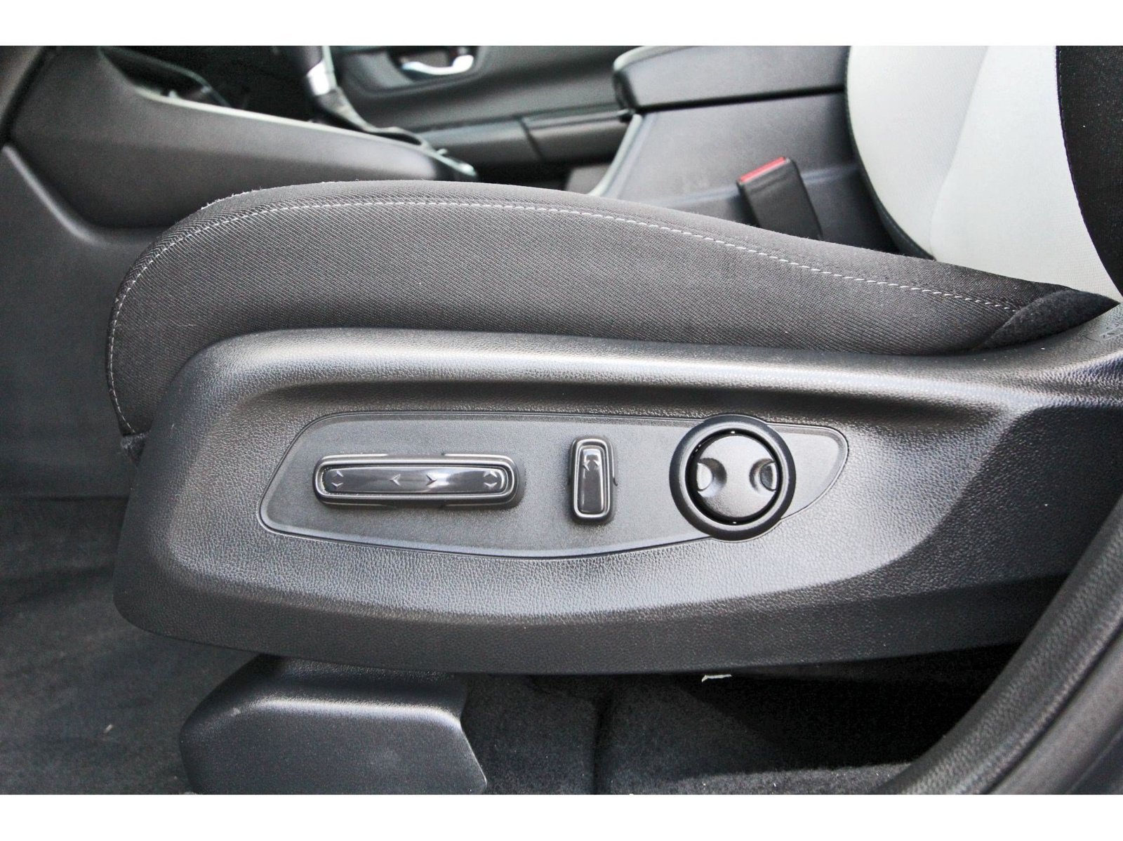 Used 2026 Honda CR-V EX image 29