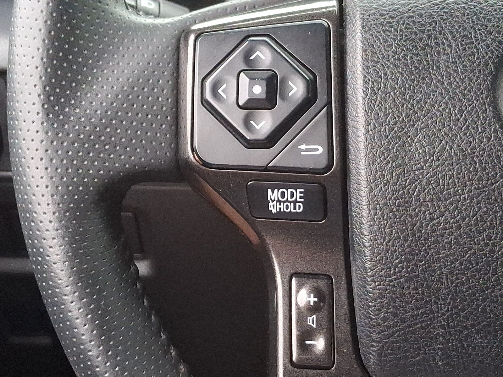 Used 2019 Toyota 4Runner TRD Off-Road AWD/4WD image 21