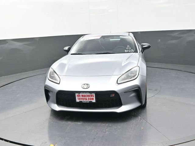 New 2025 Toyota GR86 Premium image 2