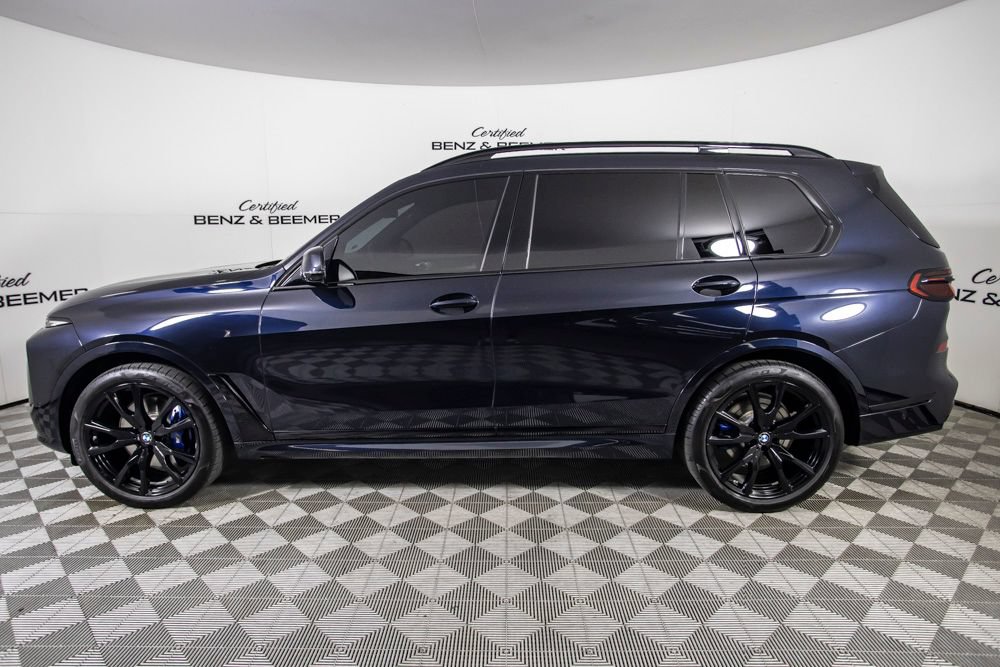Used 2025 BMW X7 xDrive40i w/ M Sport Package AWD/4WD image 10