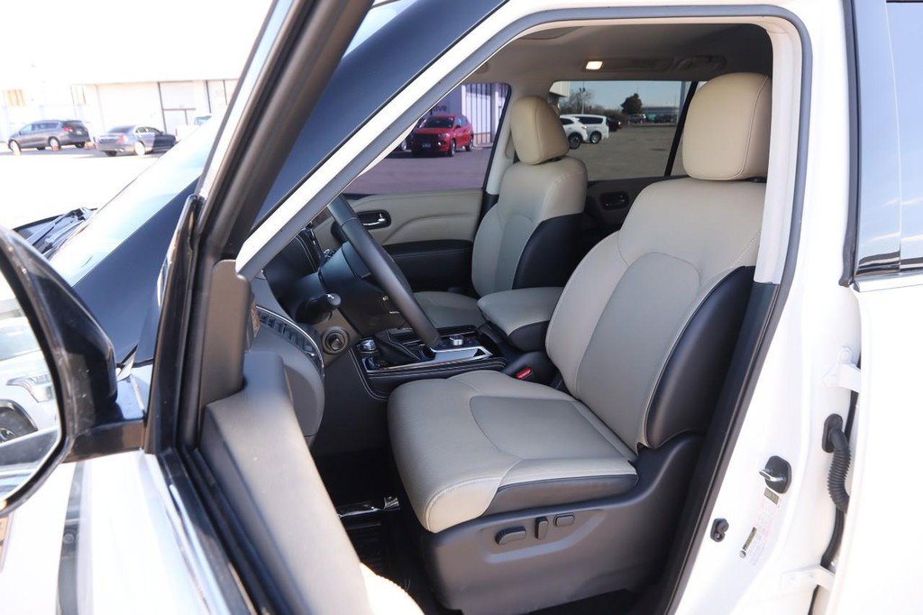 Used 2023 INFINITI QX80 Premium Select w/ Cargo Package image 10