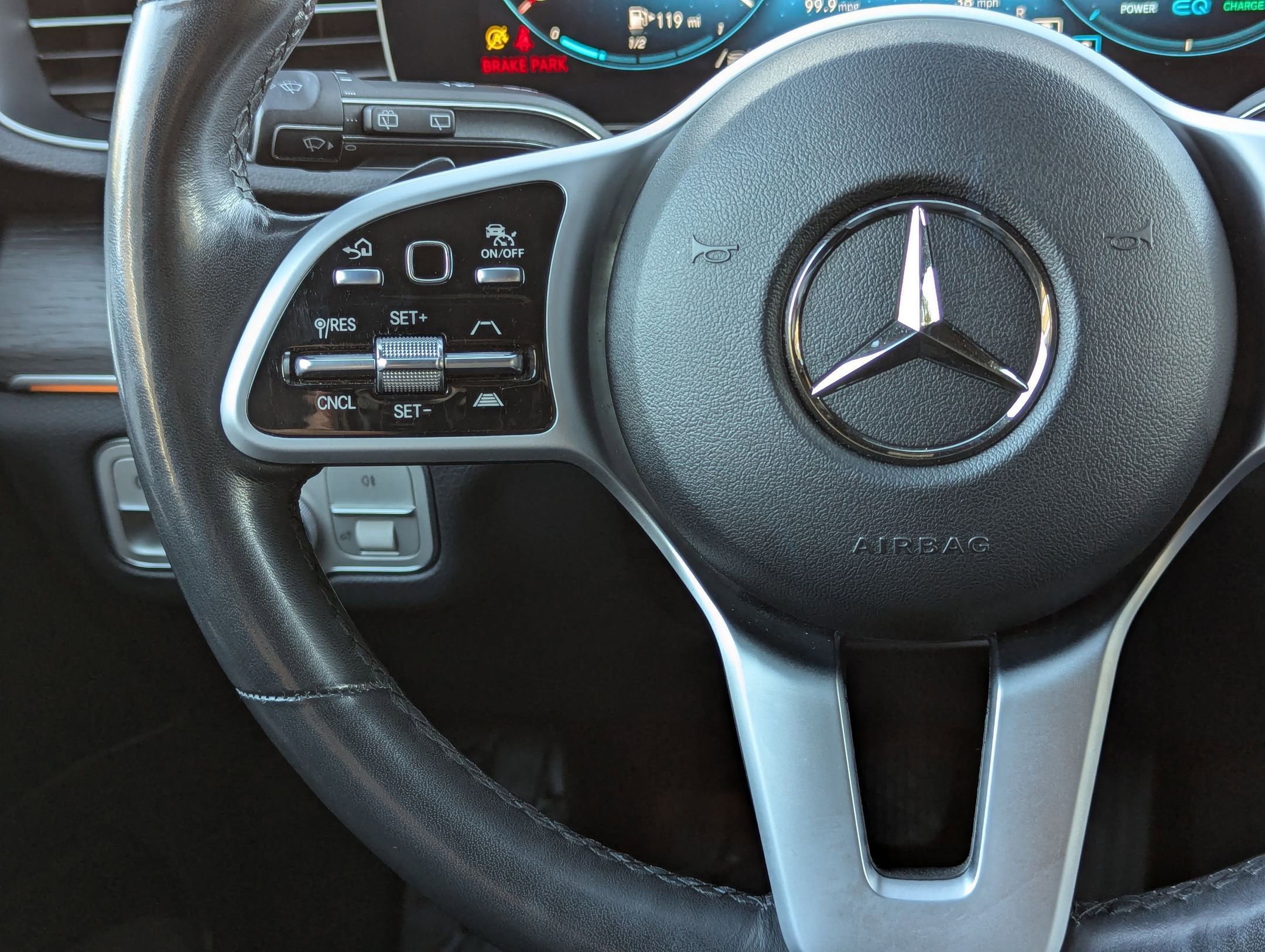 Used 2021 Mercedes-Benz GLE 450 4MATIC image 21