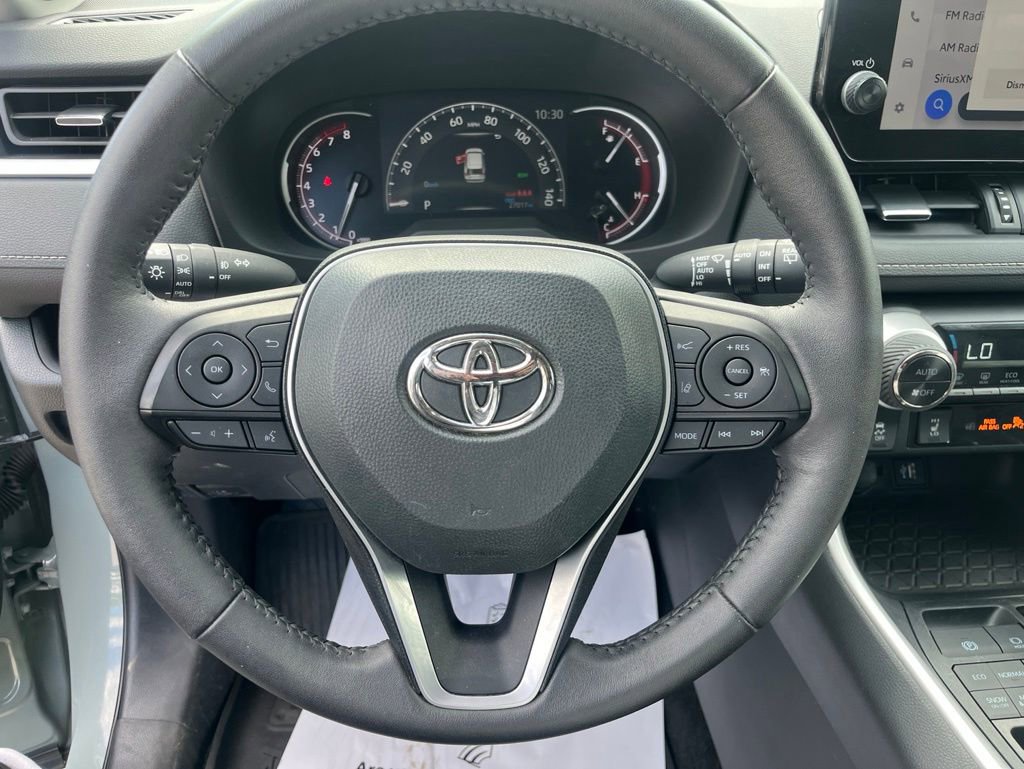 Used 2023 Toyota RAV4 XLE Premium AWD/4WD image 8