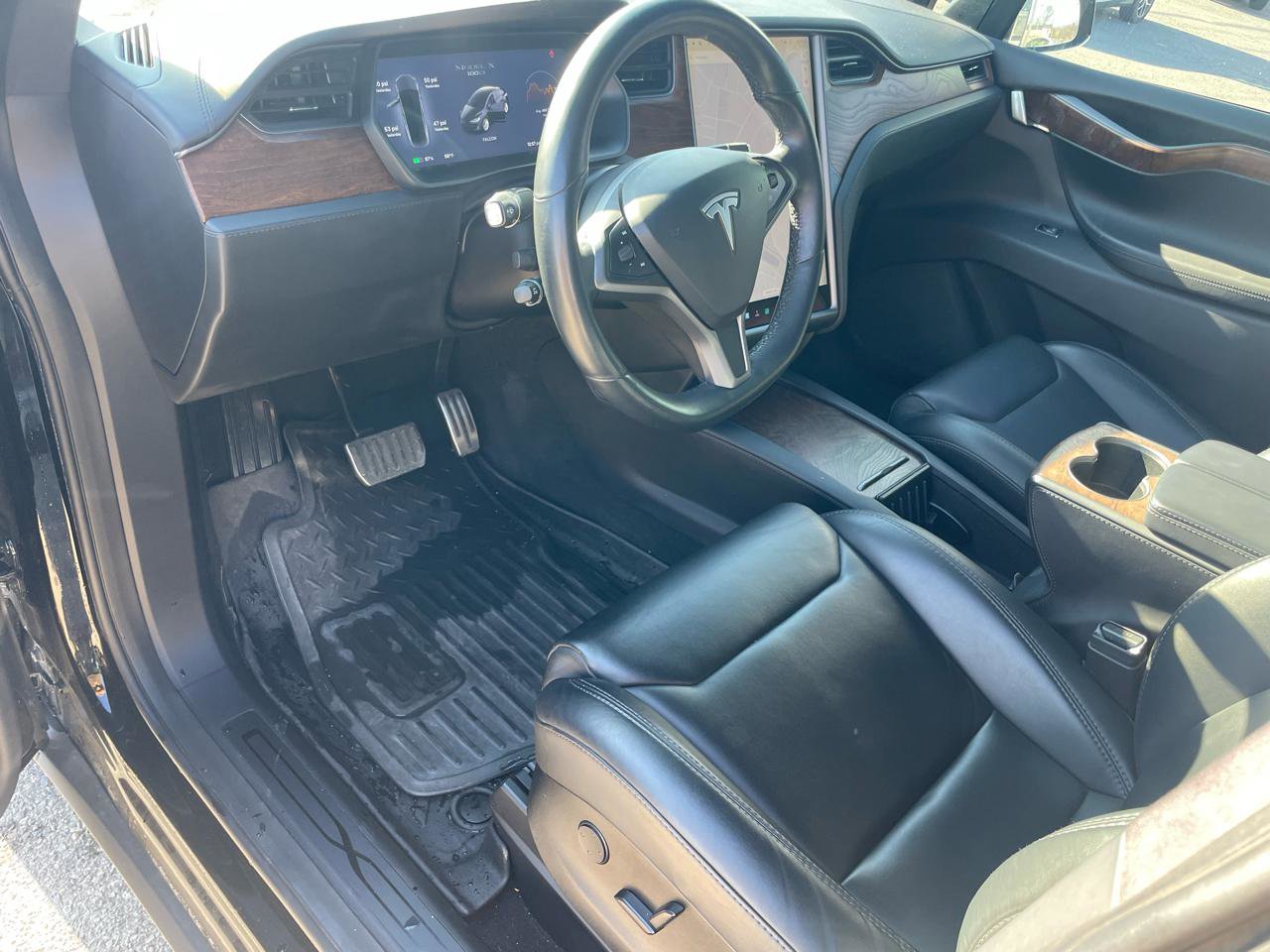 Used 2019 Tesla Model X 100D image 22