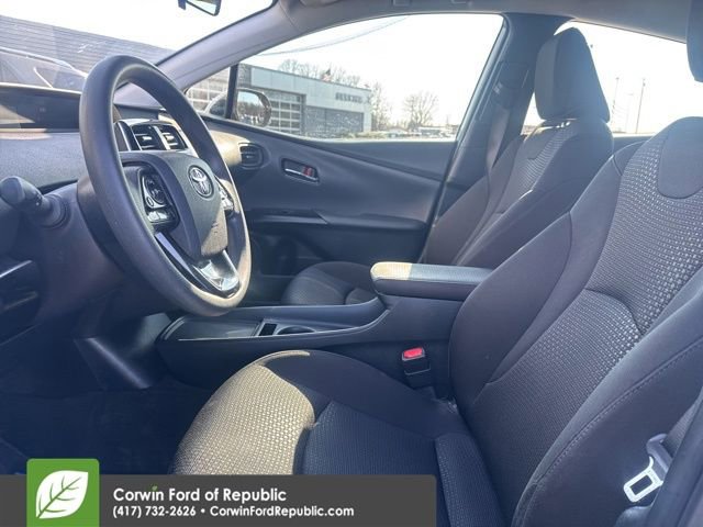 Used 2020 Toyota Prius LE image 24