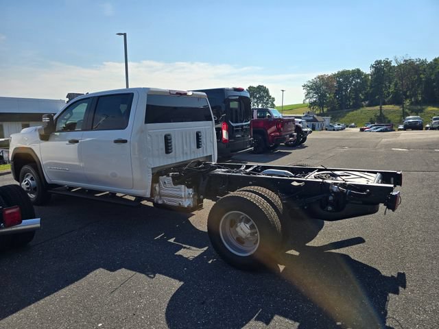 New 2026 GMC Sierra 3500 Pro w/ Convenience Package AWD/4WD image 2