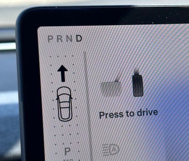 Used 2025 Tesla Model 3 Long Range image 14