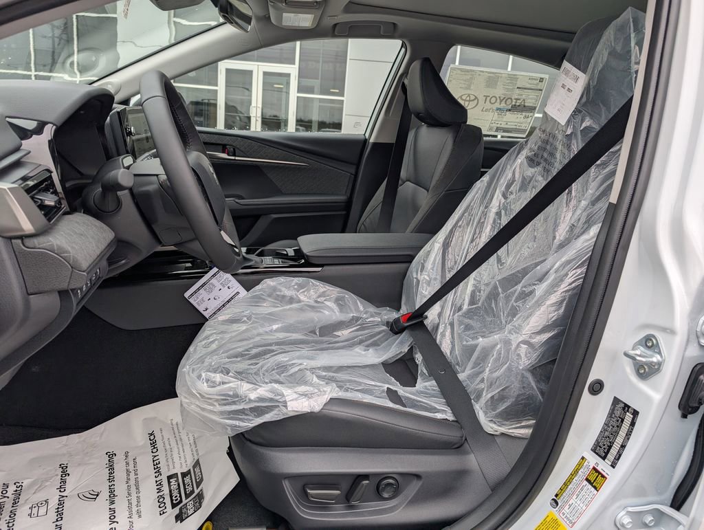New 2026 Toyota Camry XLE FWD image 11