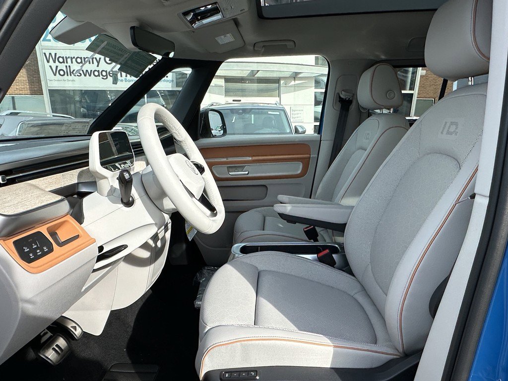 New 2025 Volkswagen ID. Buzz Pro S Plus image 17