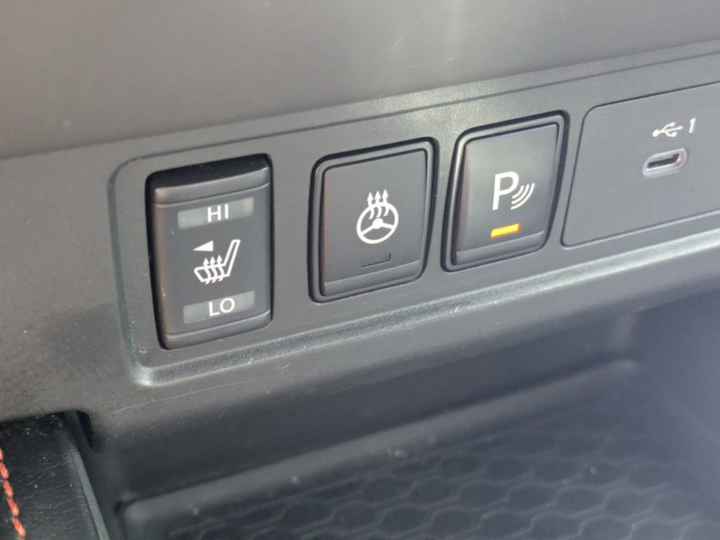 Used 2023 Nissan Frontier PRO-4X w/ Pro-4X Premium Package image 24