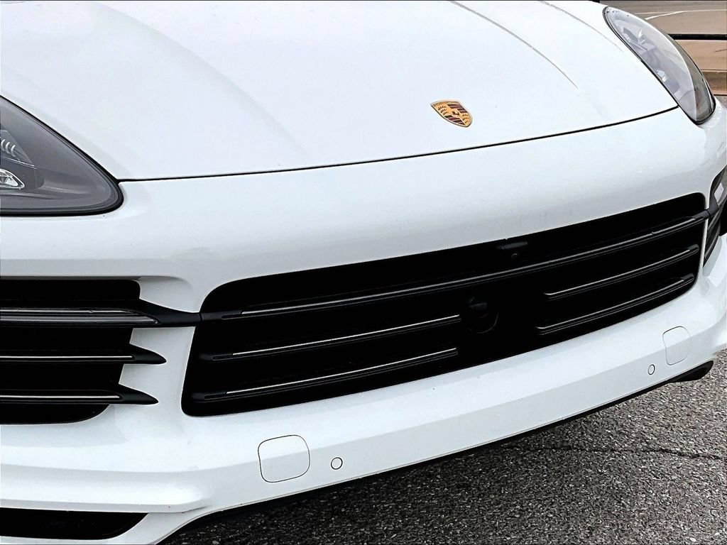Certified 2023 Porsche Cayenne Platinum Edition AWD/4WD image 20