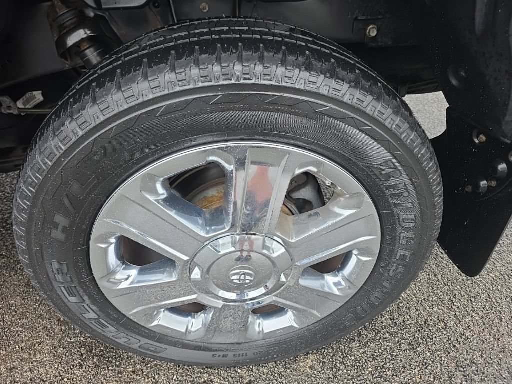 Used 2015 Toyota Tundra 1794 Edition AWD/4WD image 8