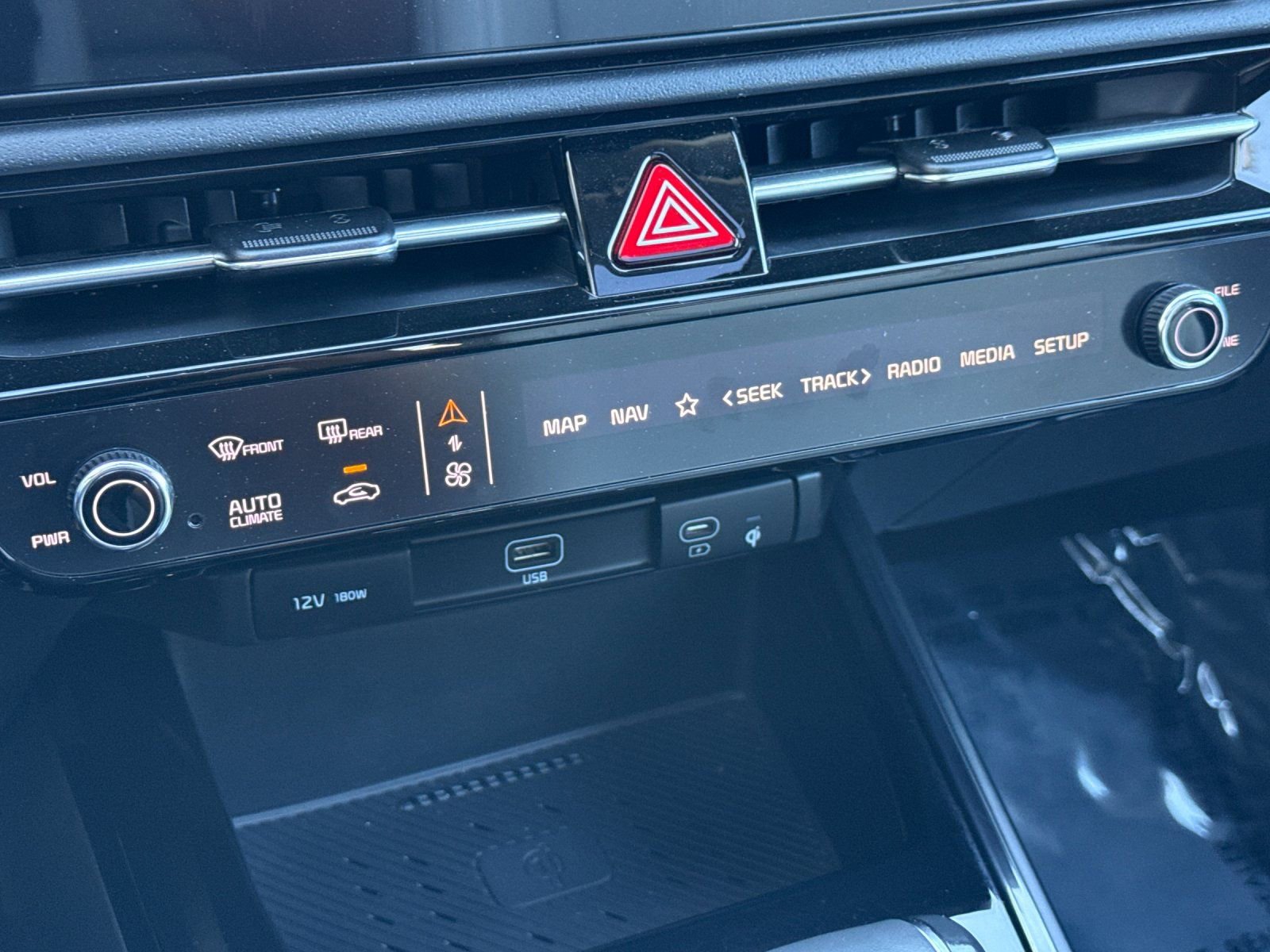 Used 2025 Kia Niro EX Touring image 20