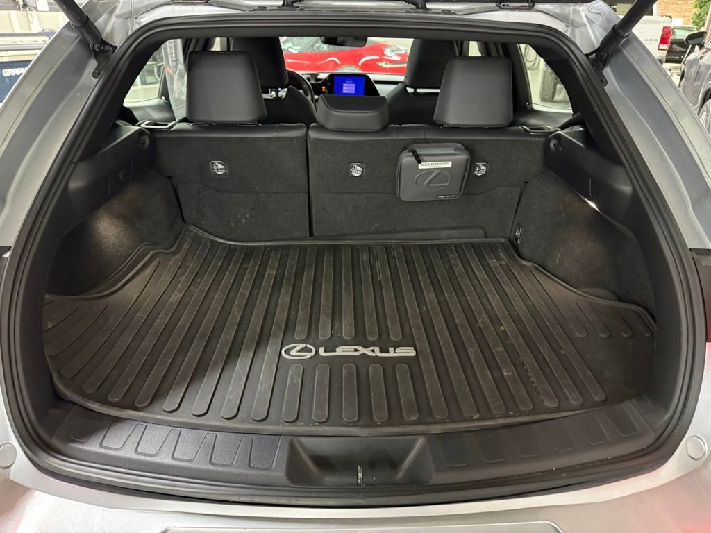 Used 2023 Lexus UX 250h 250h Premium w/ Accessory Package (Z2) image 16