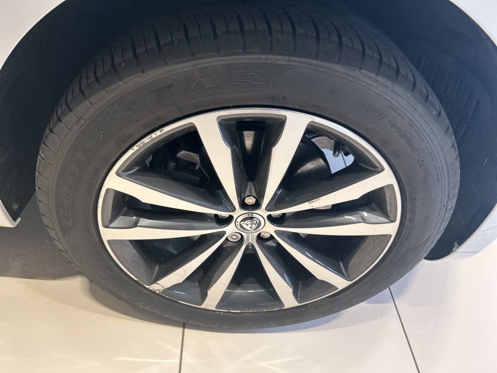 Used 2024 Jaguar F-PACE R-Dynamic S image 24