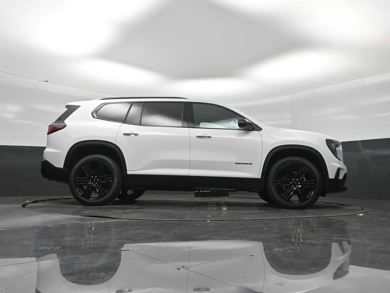 New 2026 GMC Acadia Elevation w/ Black Edition AWD/4WD image 32
