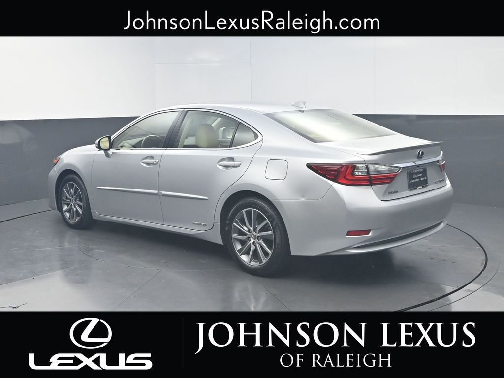 Used 2016 Lexus ES 300h image 7