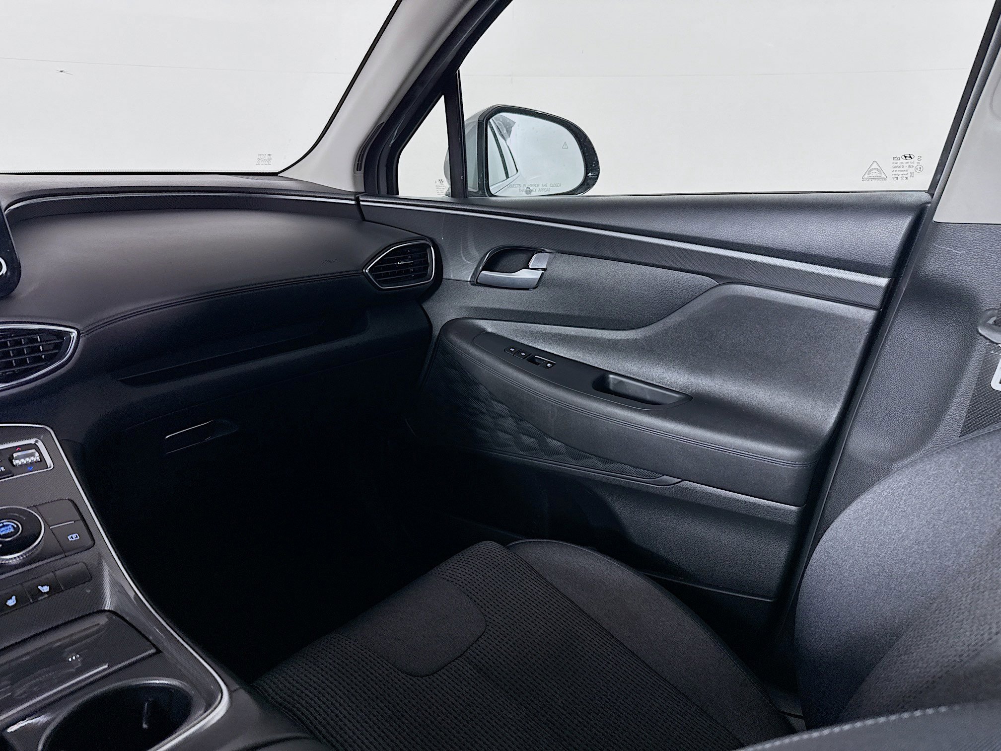 Used 2022 Hyundai Santa Fe SEL w/ Convenience Package image 27