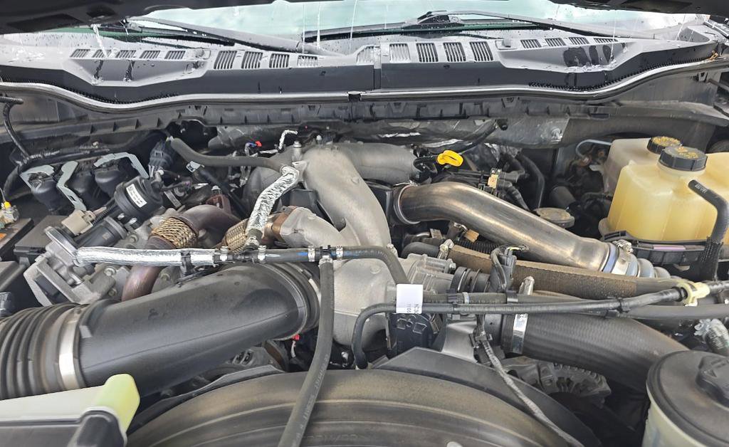 Used 2021 Ford F350 Lariat w/ Lariat Ultimate Package AWD/4WD image 9