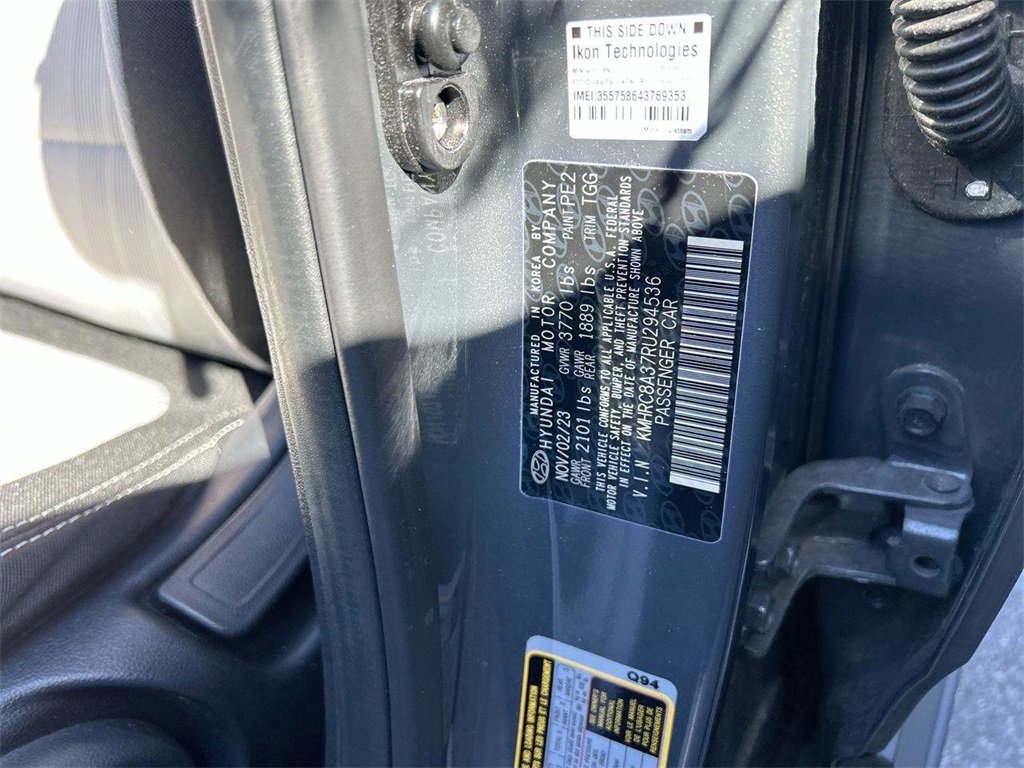 Certified 2024 Hyundai Venue SEL image 36