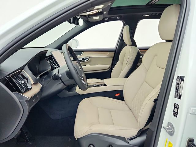 New 2026 Volvo XC90 B6 Core image 21