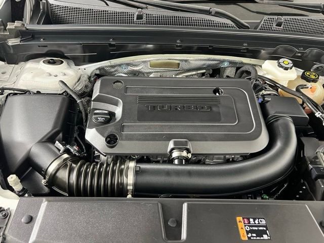 Used 2023 Buick Envision Essence AWD/4WD image 35