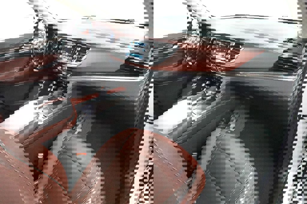 Used 2018 Buick Enclave Avenir w/ Avenir Technology Package image 37