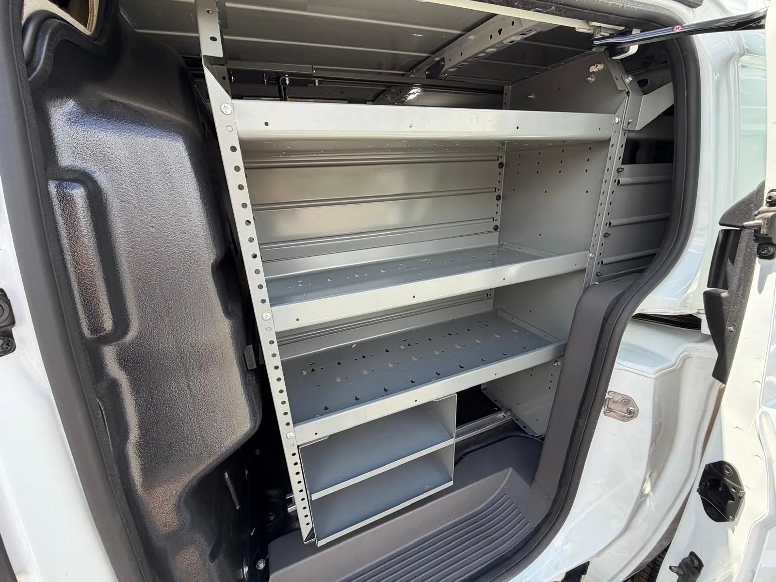 Used 2023 Ford Transit Connect XLT FWD image 23