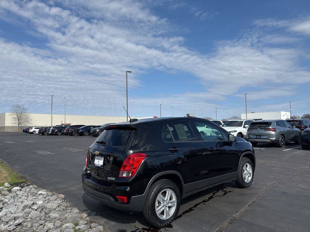 Used 2020 Chevrolet Trax LS w/ Tint and Cruise Package image 5